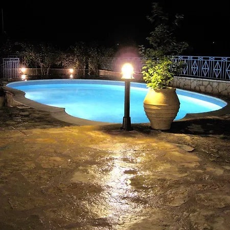 Avra Monastiraki (Phocis)