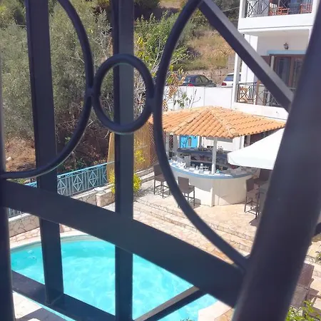 Hotell Avra