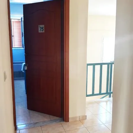 Avra Monastiraki (Phocis)