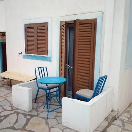 Avra Hotell